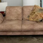 Как отремонтировать диван в домашних условиях
